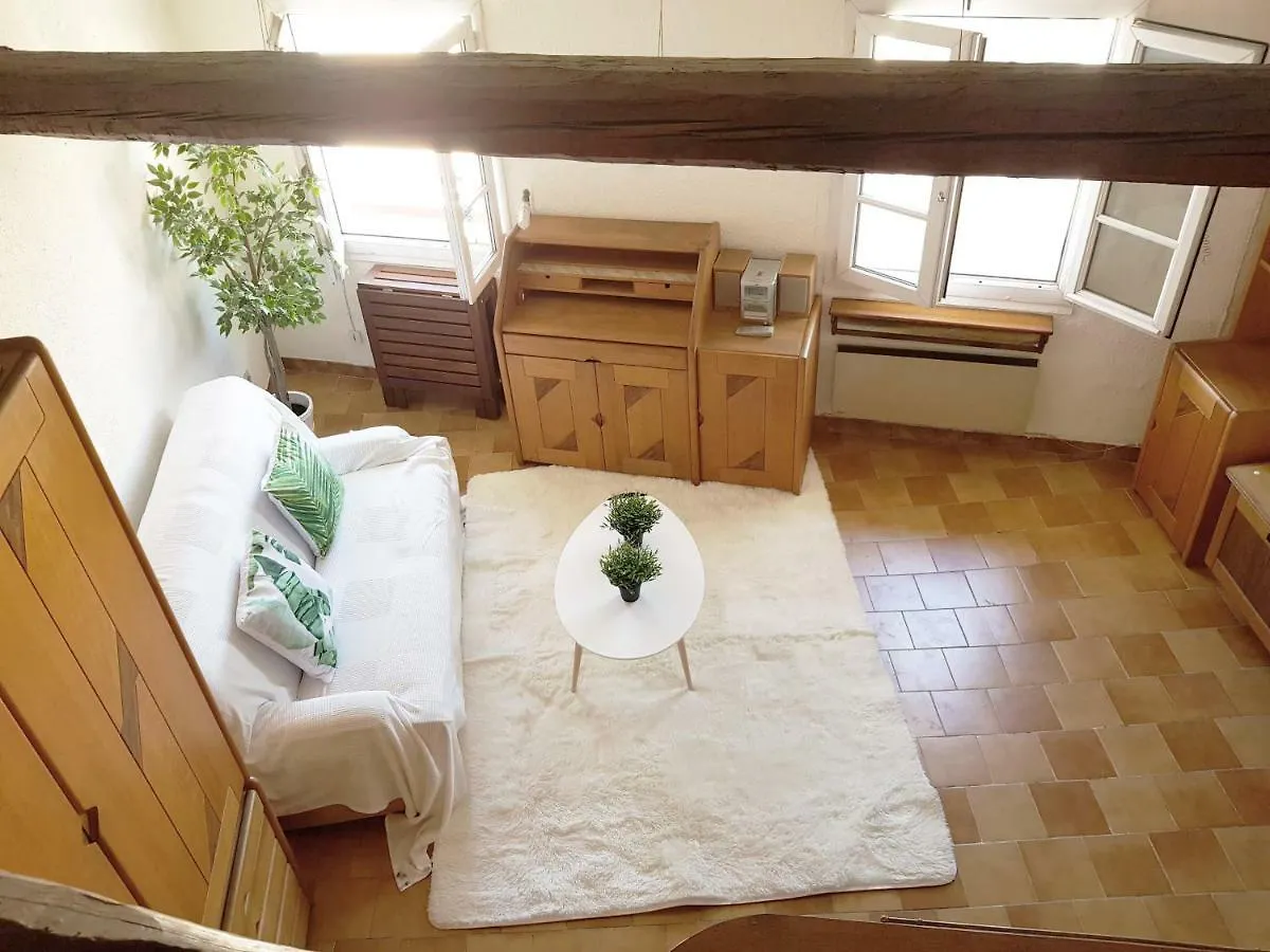 Gregbnb - Centre Ancien - Climatise - T2 Mezzanine - 6Eme Etage Tulon 0*,  Francja